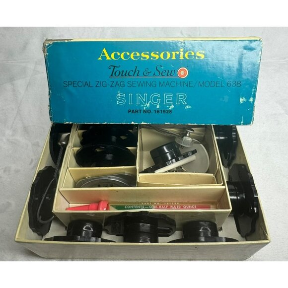 Singer Touch & Sew Special Zig Zag Machine #638 Accessory Discs 14 in Box 161928 - Picture 2 of 12